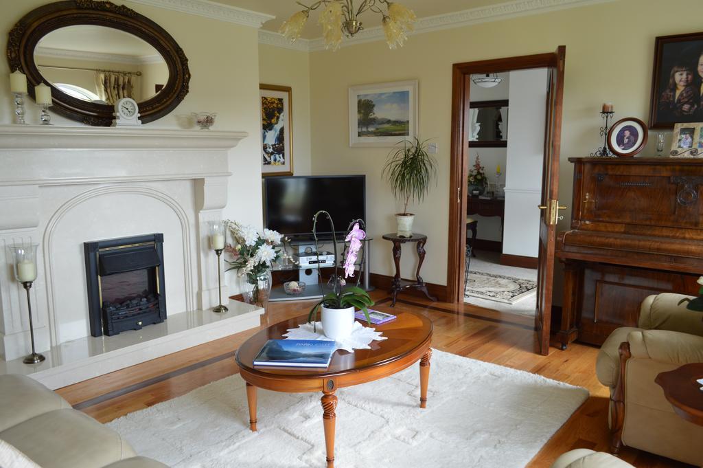 Caseys Homedale Killarney Extérieur photo